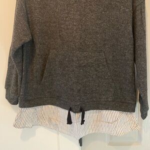 Zara girl kids ADORABLE grey hooded sweater with striped bottom size 10